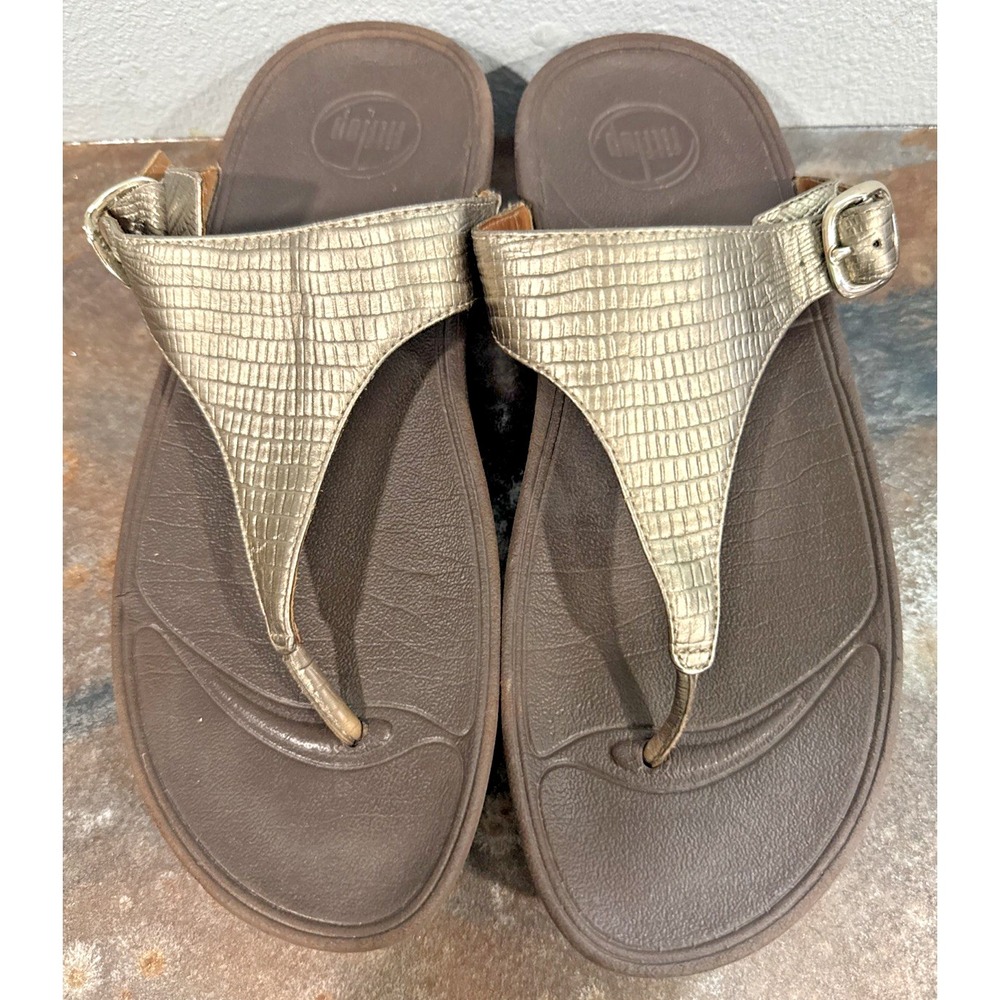 NWOB FitFlop The Skinny Womens 7 Gold Leather Buckle Thong Comfort Sandals